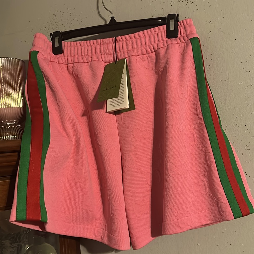 Gucci Pink Designer Women's Shorts with RED/GREEN down the sides NWT